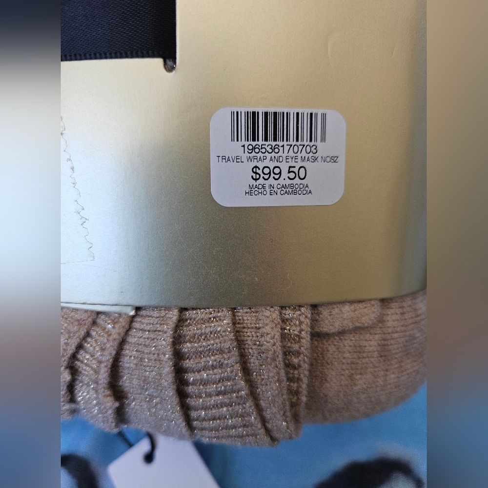 NWT Chicos Travel Cashmere Set - Picture 3 of 4